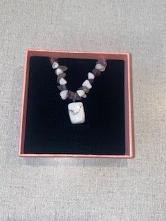 Amethyst and white quartz necklace - Herbal RocksAmethyst and white quartz necklaceNecklaceHerbal RocksHerbal RocksAmethyst and white quartz necklace